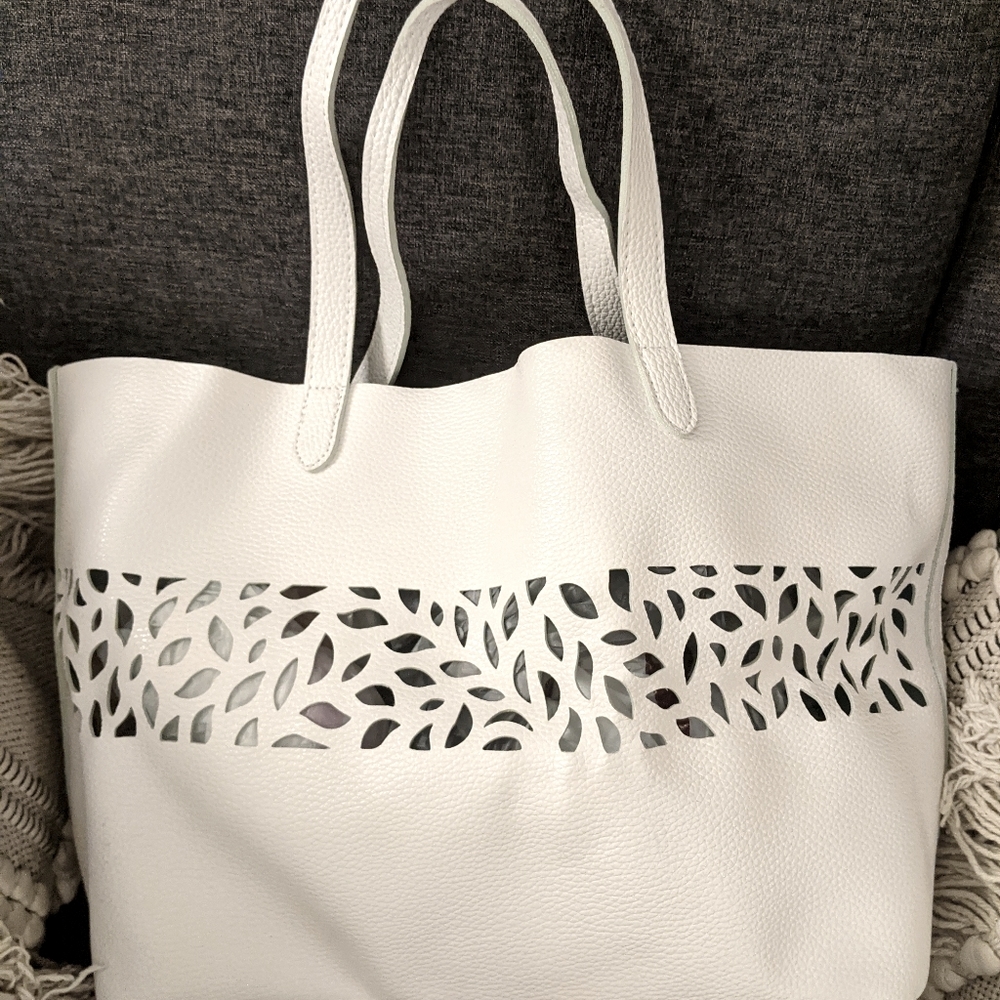 Large White Canvas Tote W/ Leaf 🌿 See-Thru Band